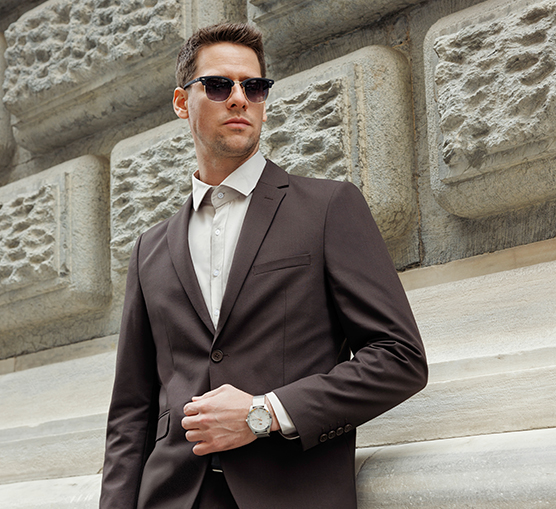 Well fitted suits Autumn colors for business looks